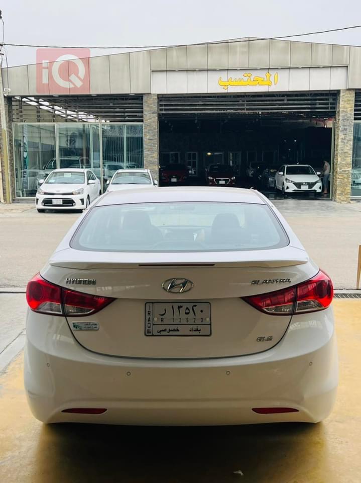 هیوندای ئەلەنترا